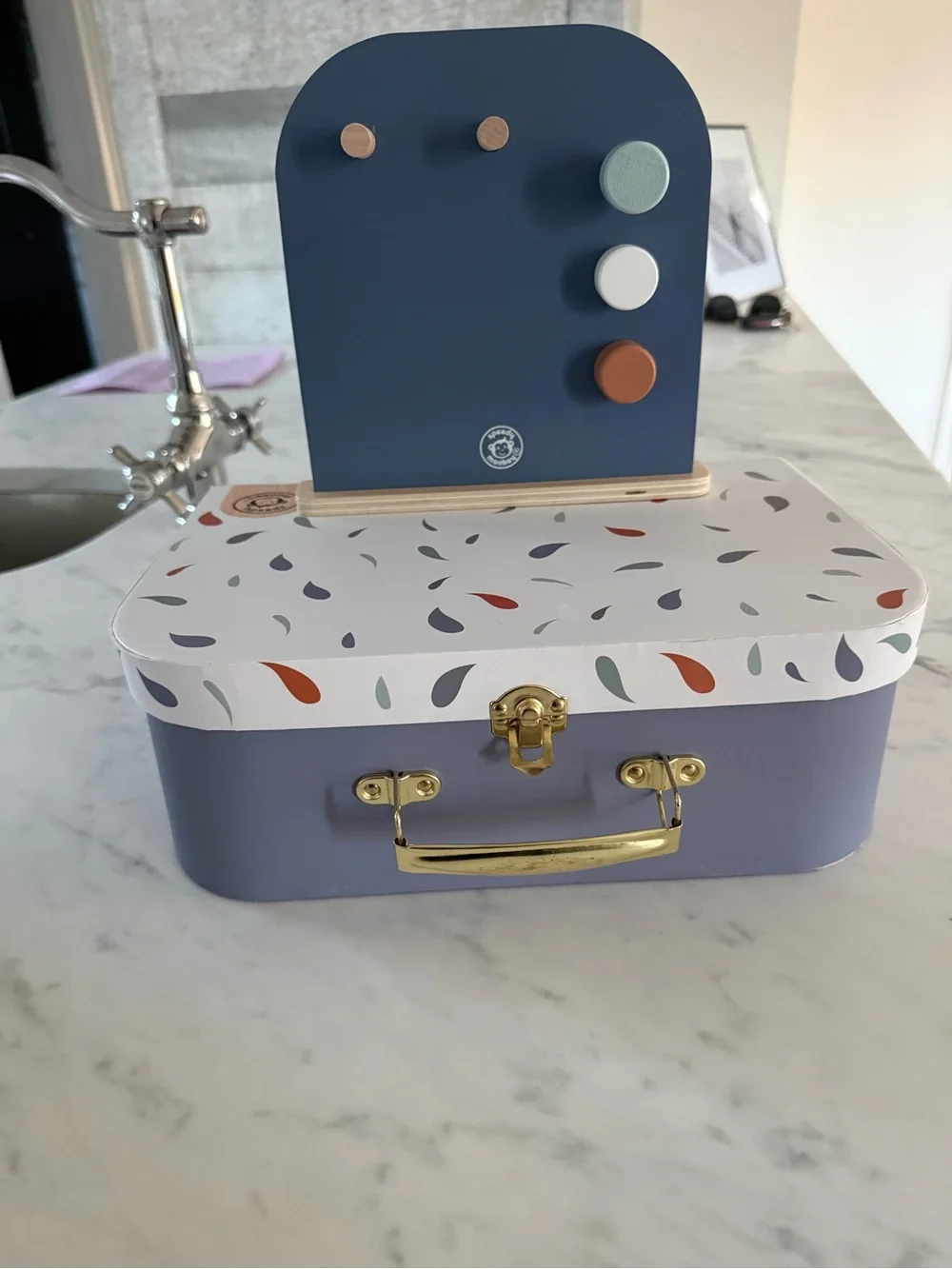 Speedy Monkey Tools Suitcase